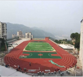 重庆塑胶跑道施工材料可选，厚底可定制